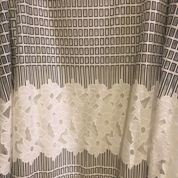 Top - Picture 2 of 4